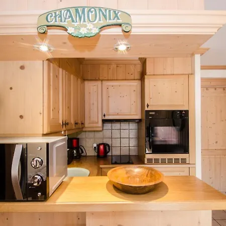 Du Savoy Apartment